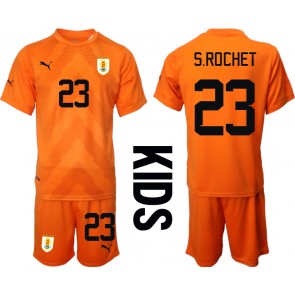 Uruguay Sergio Rochet #23 Målvakt kläder Barn VM 2022 Bortatröja Kortärmad (+ korta byxor)